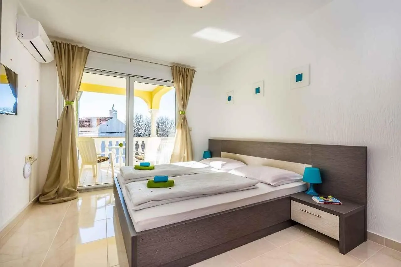 Holiday Home In Dramalj 5745