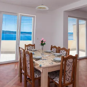 Turudic Apartment
